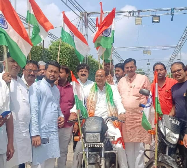 जिला शामली में 13 अगस्त को हर घऱ तिरंगा यात्रा अभियान के अंतर्गत विशाल बाइक रेली निकाली गयी . 1 455242968 3772625463065471 3939089651803979438 n